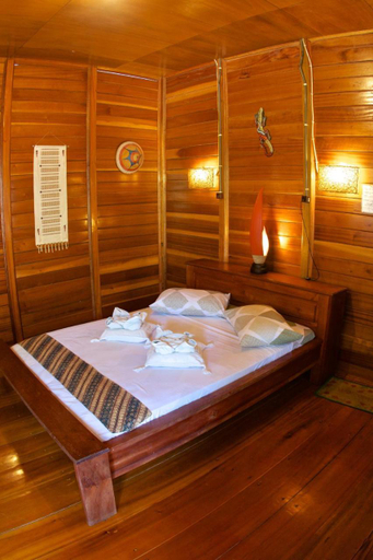 Bedroom 3, Two Fish Resort Bunaken, Manado