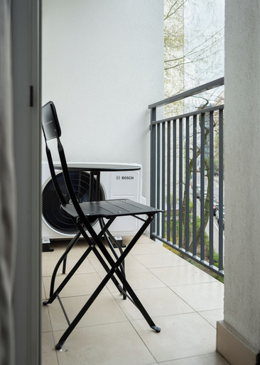 Others 4, RentPlanet - Apartament Wałowa, Warsaw