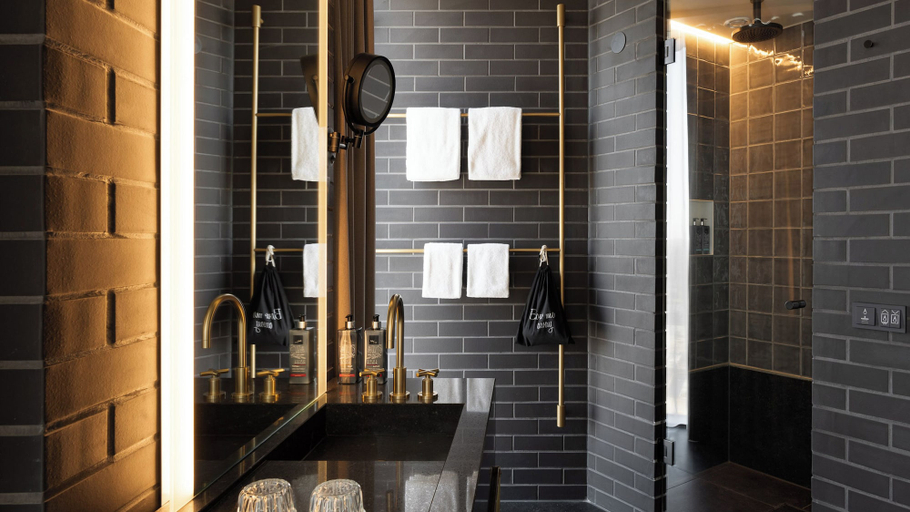 Bathroom 4, Ruby Emma Hotel Amsterdam By IHG, Amsterdam