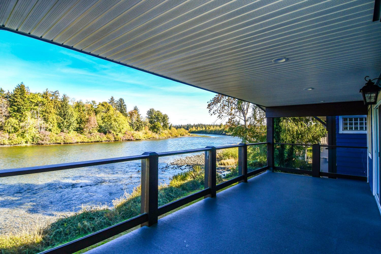 Sport & Beauty 2, Chateau Riverside, Comox-Strathcona