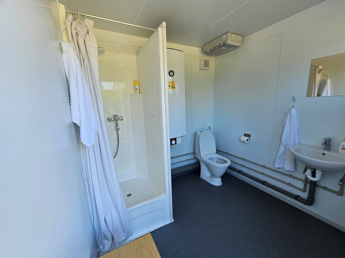 Bathroom 4, NorGlamp, Hjelmeland
