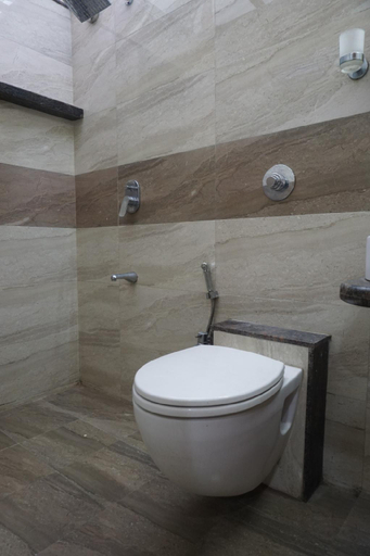 Bathroom 4, SR Rooms, Pune