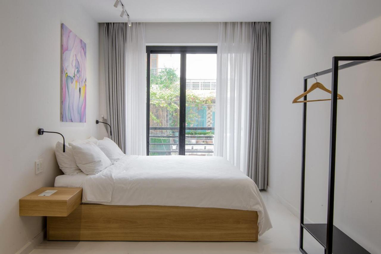 Bedroom 2, Botanist Lab Minihotel by CIRCADIAN, District 1