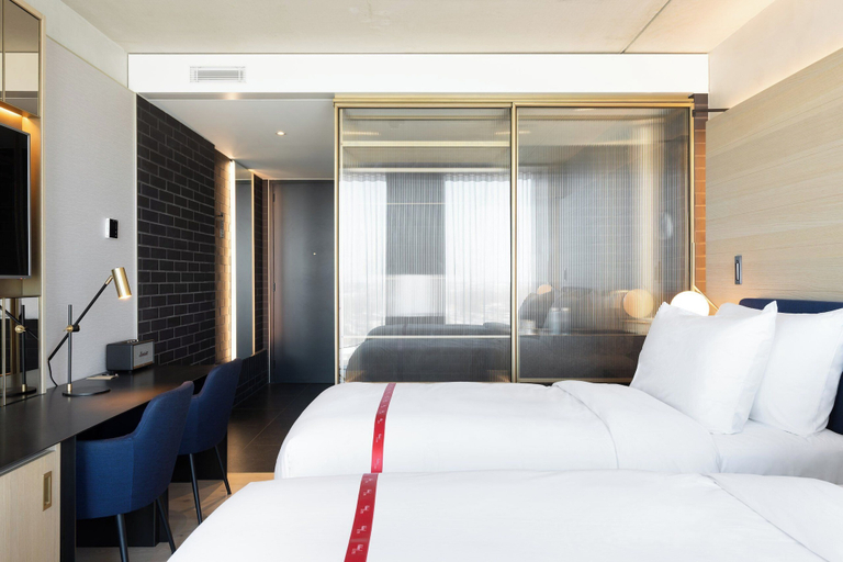 Bedroom 3, Ruby Emma Hotel Amsterdam By IHG, Amsterdam