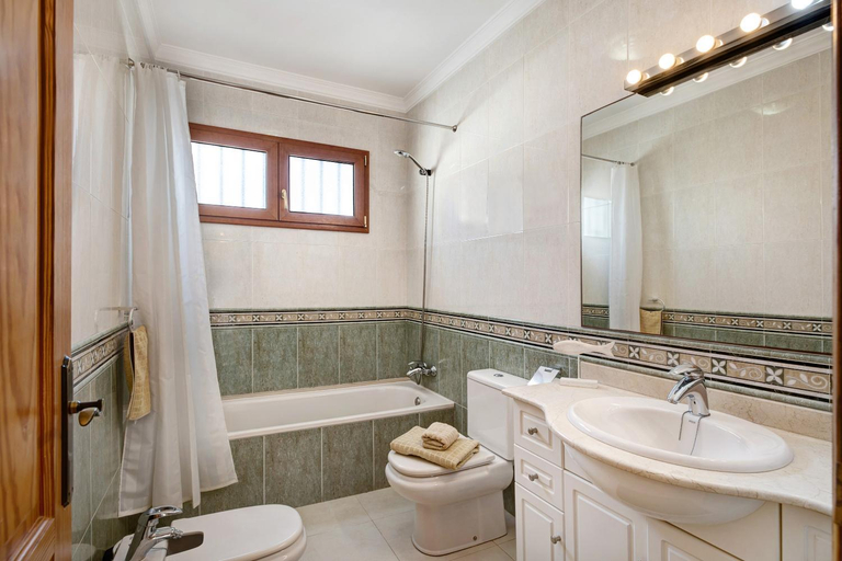Bathroom 3, Villa Carolina, Las Palmas