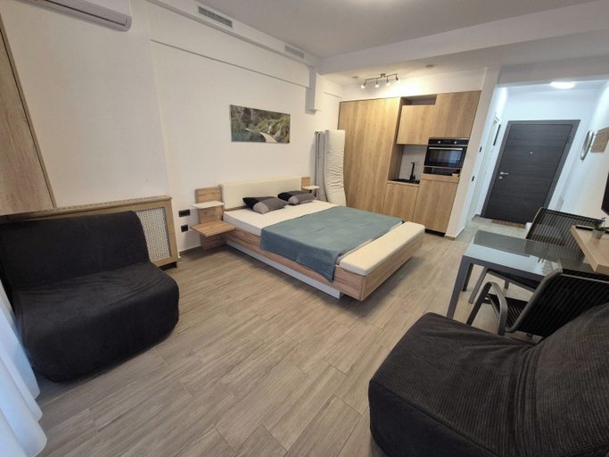 Room 5, Casa del Mar D, Navodari