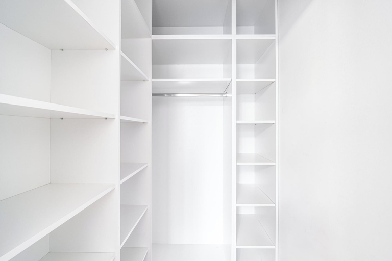 Wardrobe, RentPlanet - Apartament Chopina, Będzin
