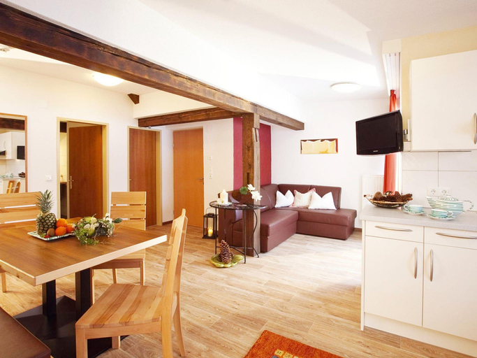 4, Apartment in Ischgl overlooking the mountains, Landeck