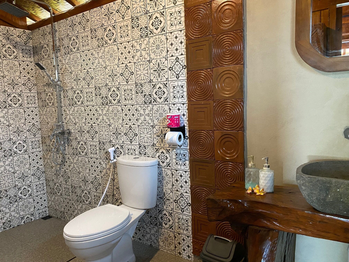 Bathroom 4, Desa Hostel, Buleleng