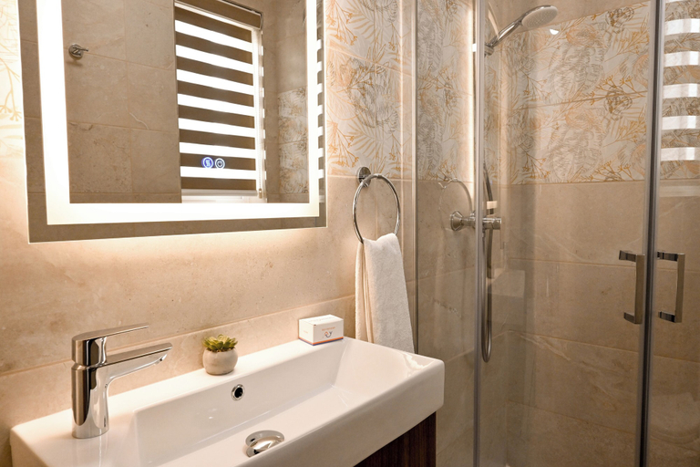 Bathroom 3, Viviani Court 2bd Modern Apt Xewkija Gozo