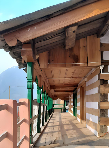 Public Area 2, Benzer Stays, Uttarkashi