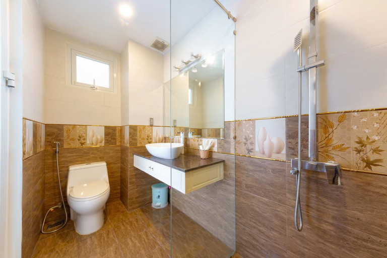 Bathroom 3, Michael Hotel, Nha Trang