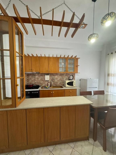 Others 5, Hotel Frida, Vlorës