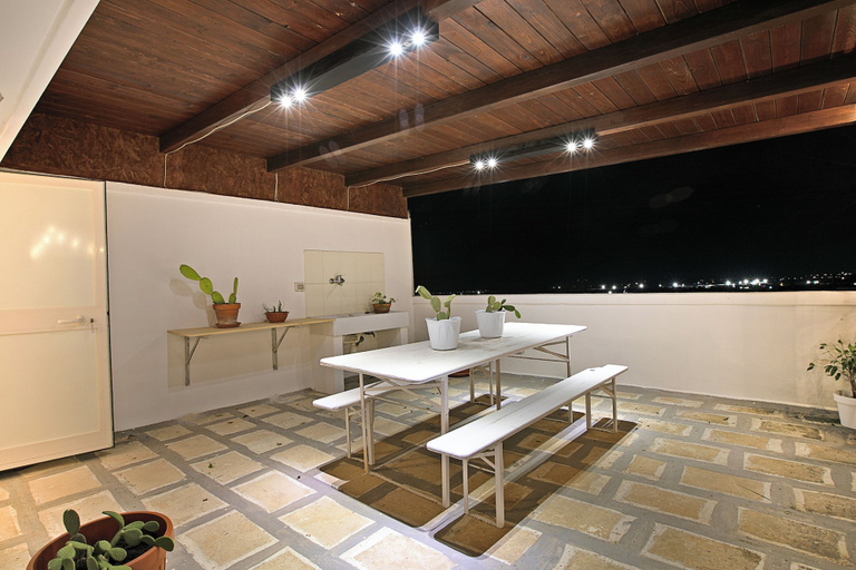 Outdoor dining 2, Sky View Apartment Monopoli - Happy Rentals, Bari