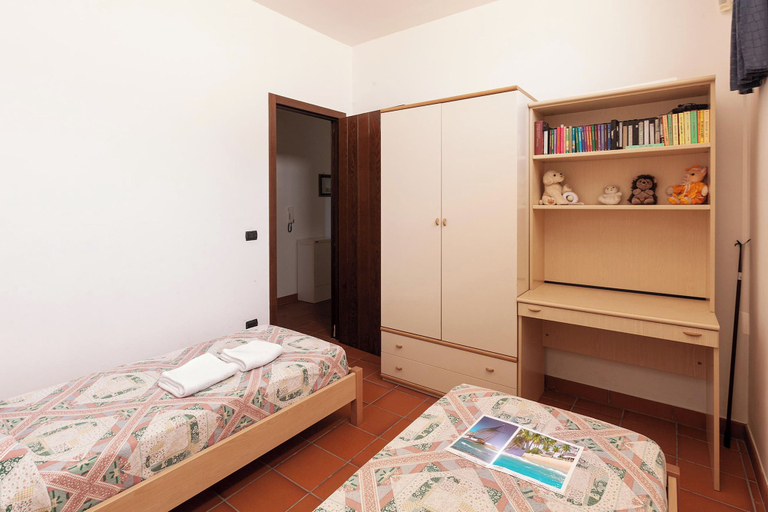 Room 3, Villa Menhir with pool garden and tennis, Lecce