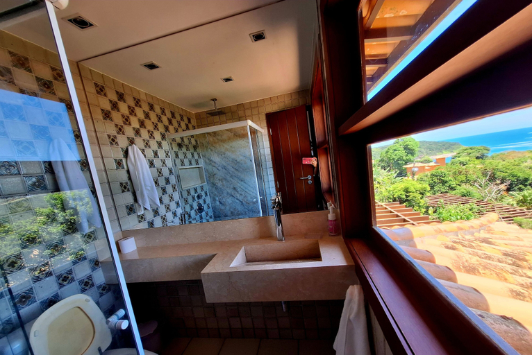 Bathroom 4, Forno Beach GUEST HOUSE, Armação dos Búzios