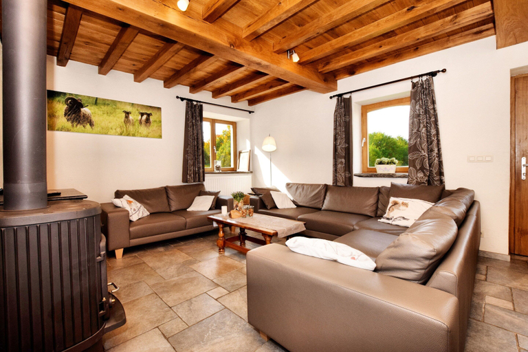 Others 1, Forest-Edge Stay, Burtonville, Luxembourg