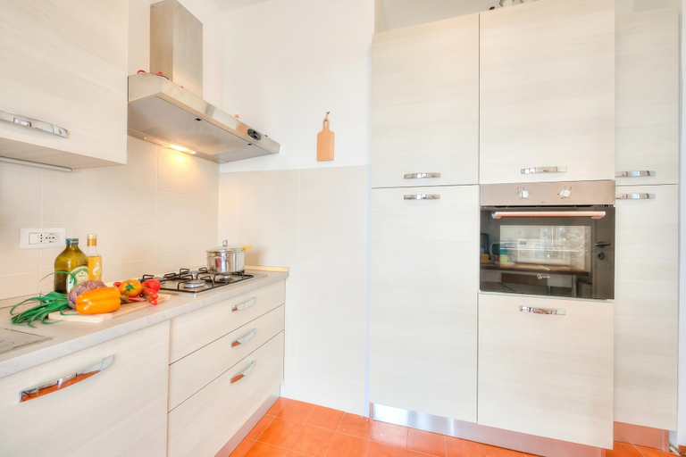 Private kitchen 2, La Perla Bianca Lake Maggiore View Terrace, Novara