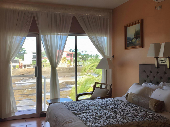Bedroom 2, Park Hotel, Limón
