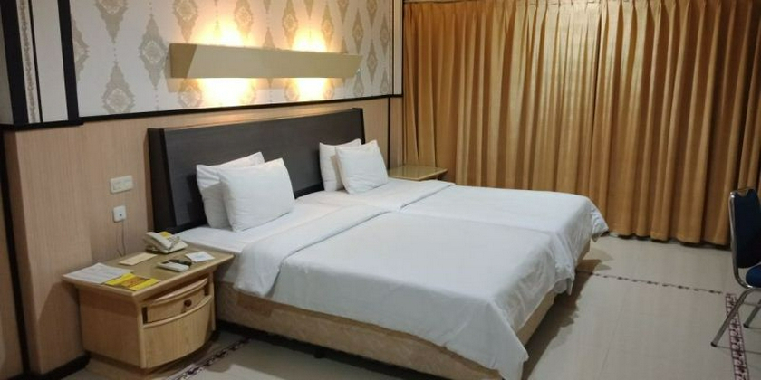 bedroom 2