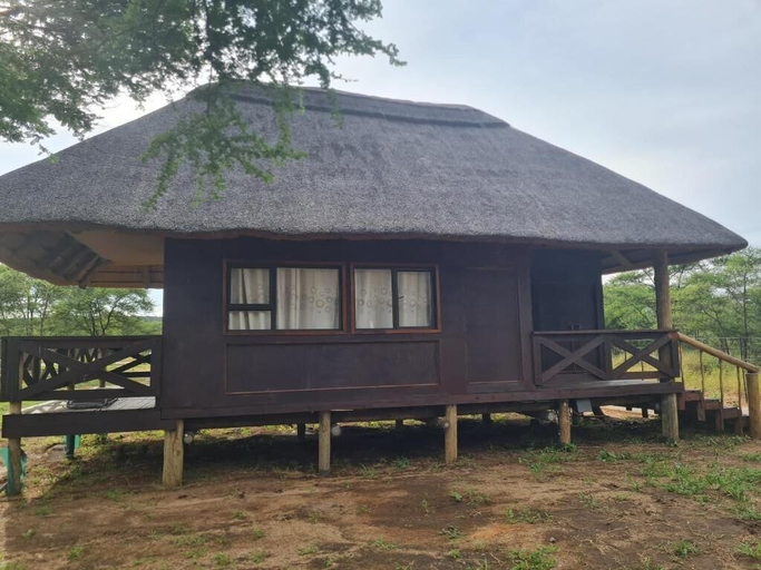 Exterior 4, Chobe Lesoma Chalets Hotel, Chobe
