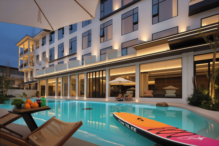 Pool 2, Forest Oxygen Bar Resort Hotel, Zhangjiajie
