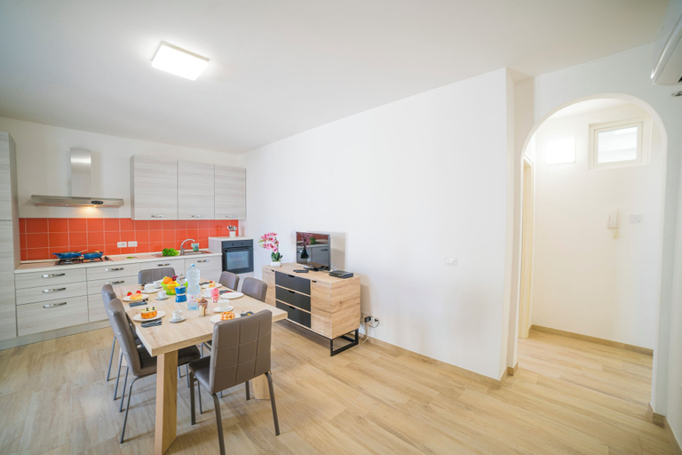 Dining 3, La Primula Apartment 3 With Sea-view, Lecce