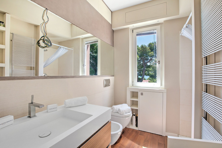Bathroom 4, Il Faro Sul Mare - Total Sea View, Savona