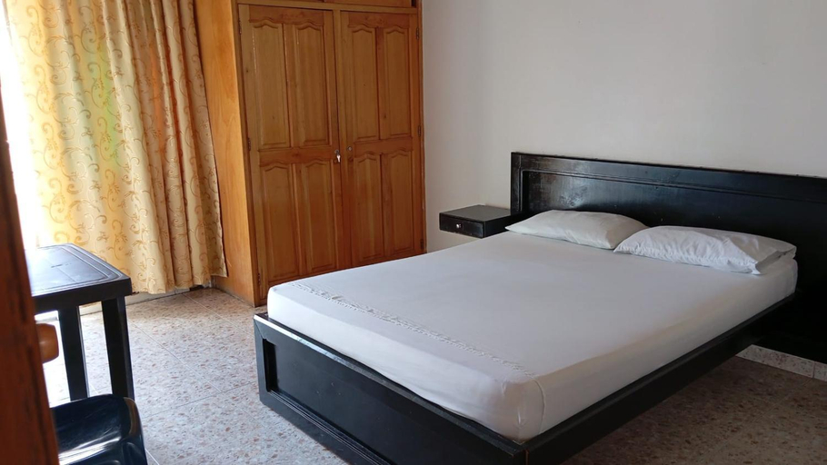 Others 5, Hotel zona rosa marinilla, Marinilla