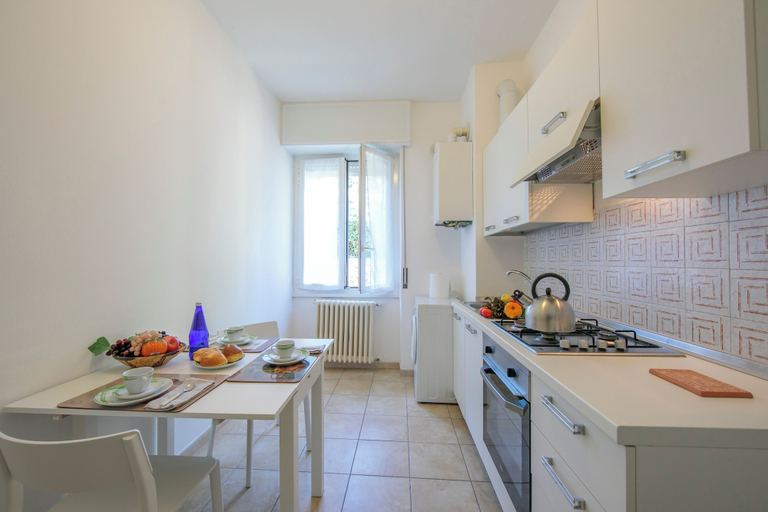 Others 4, Casa Al Caprifoglio 600 Mt From Beach, Varese