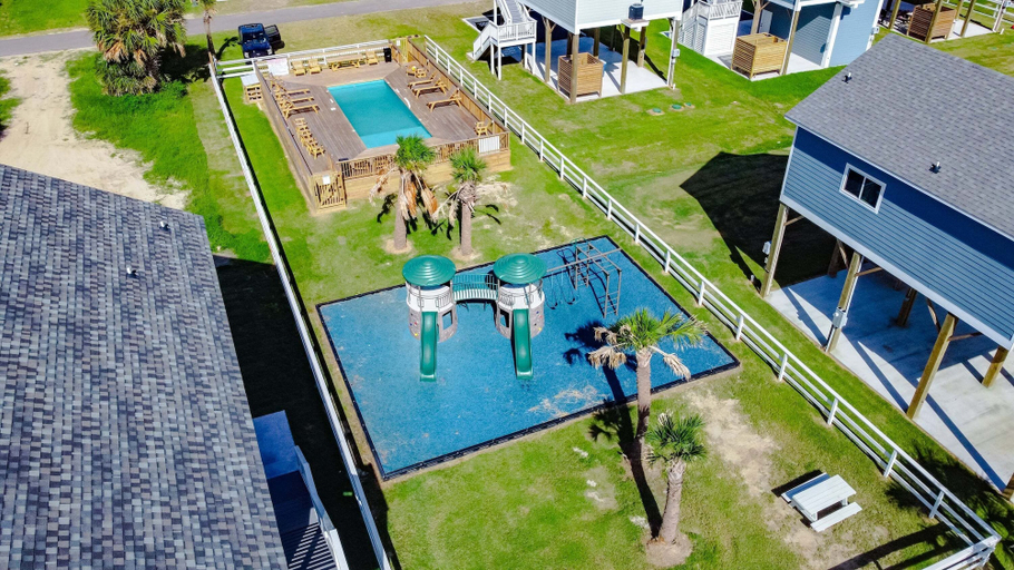 Pool 5, Seaside Escape 3 Bedroom Home, Galveston