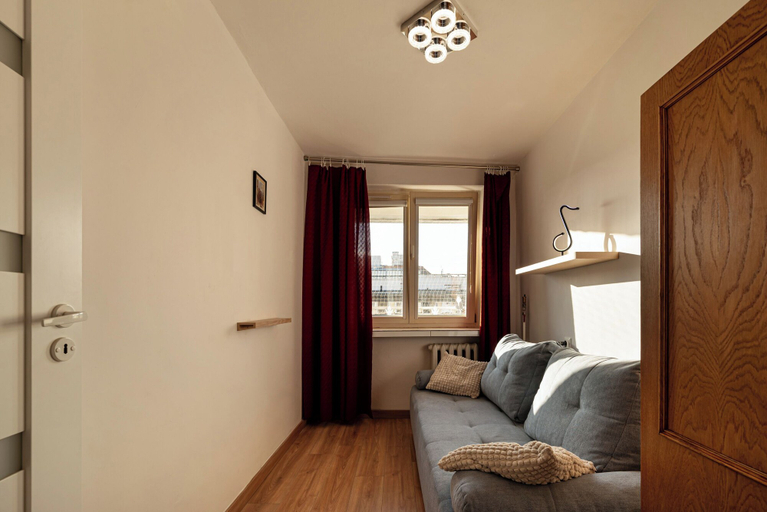Living area 3, RentPlanet - Apartament przy Parku Tołpy, Środa Śląska