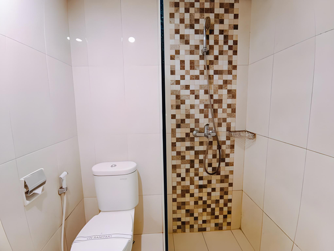 bathroom 6