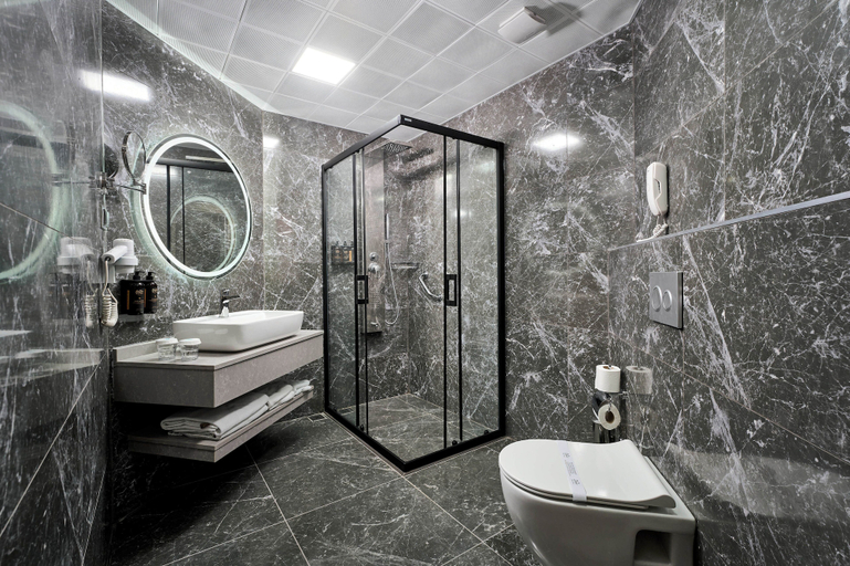Bathroom 4, Elysee Beach Hotel, Alanya