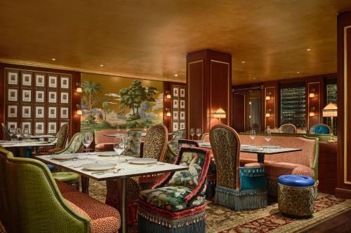 Food & Drinks 2, Six Senses Maxwell, Singapura