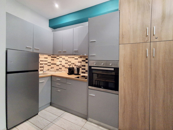 Private kitchen 5, Stylish studio in Thissio near Acropolis, Attica