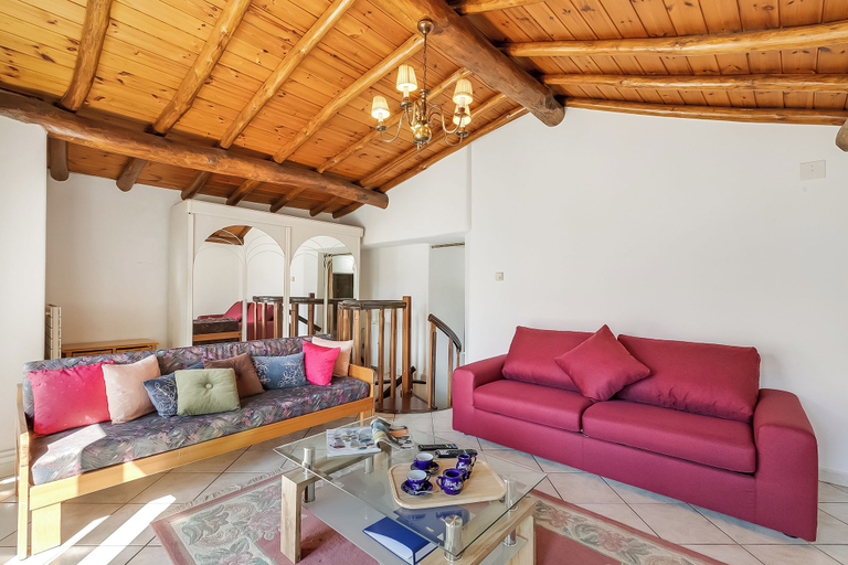 Living area 2, Rustico la Staleta With Balcony & Lake Views, Varese