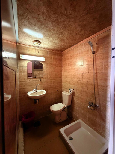 Bathroom, Fouad Hotel, Alexandria