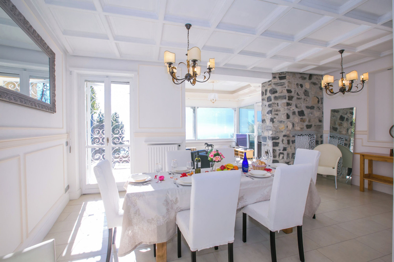 Food & Drinks, Villa Lugano Lakefront, Como