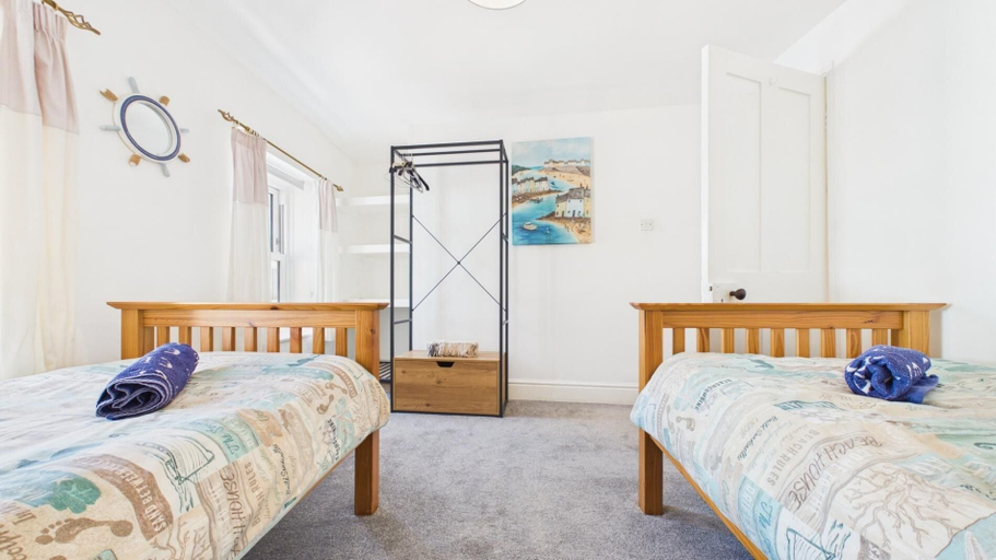 Bedroom 3, Shell Cottage 2 Bedroom Holiday, Pembrokeshire