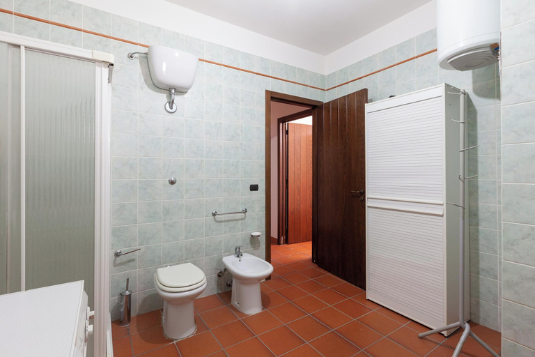 Bathroom 5, Villa Menhir with pool garden and tennis, Lecce