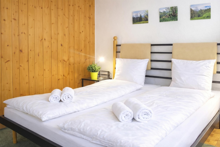 Room 3, Ca Brunella 2 Lake Maggiore View Terrace for Four, Locarno