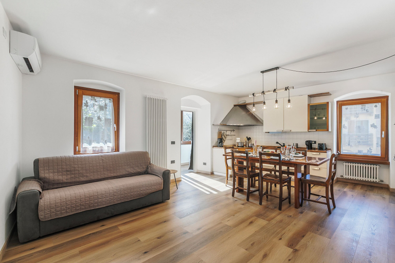 Living area, Residenza I 3 Mori A - Balcony & Mountain Views, Trento