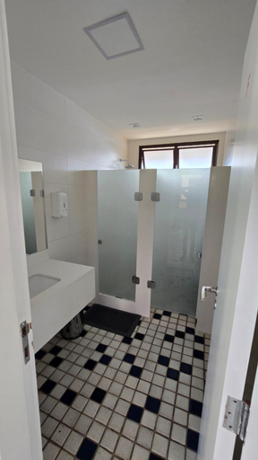 Bathroom 5, Vieira Souto 500 Luxury Oceanfront Apartment in Ipanema, Rio de Janeiro