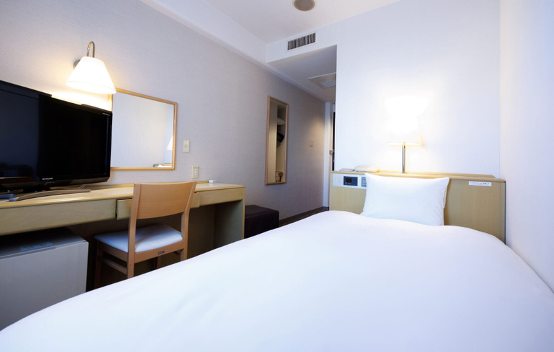 Bedroom 3, Court Hotel Mito, Mito