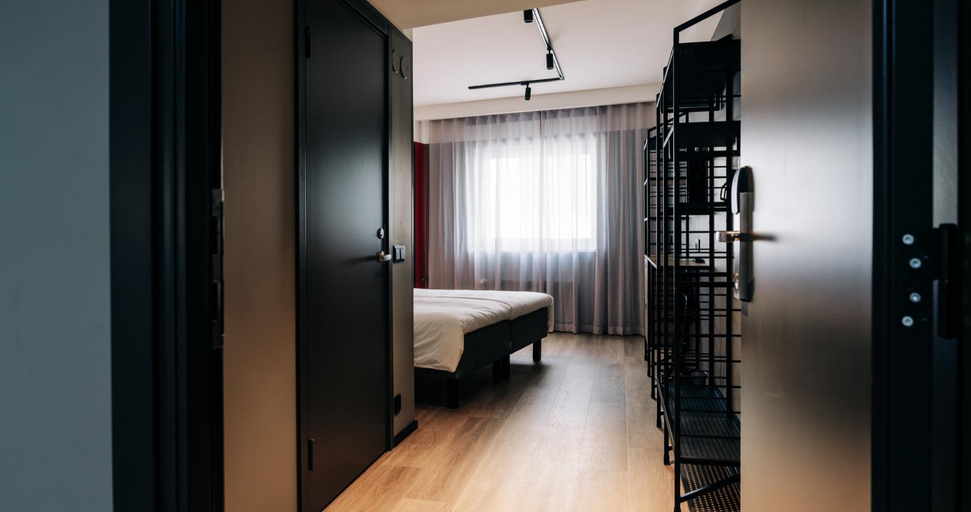 Bedroom 2, Tallink Express Hotel, Tallinn