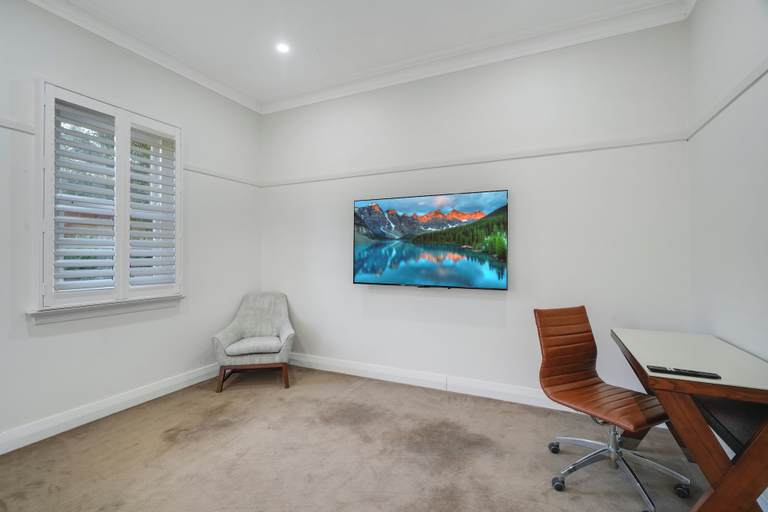 Interior 5, Dubbo 4BR Retreat with Kitchen & Patio, Dubbo - Pt A