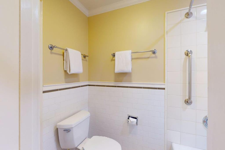 Bathroom 4, 375 Southgate at Silverado Resort, Napa