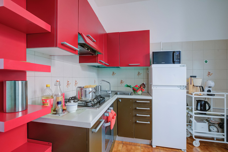 Private kitchen 4, Serendipity Spiaggia E Porto Sole With Balcony and Parking, Imperia