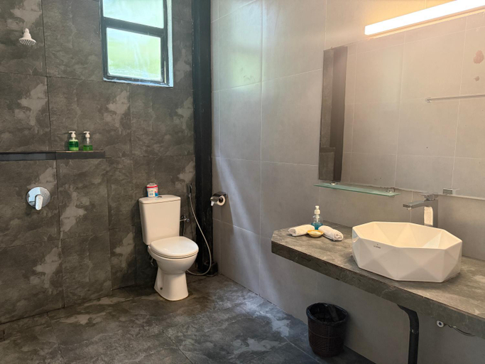 Bathroom 3, Endlessblue Resort Kalametiya, Tangalle